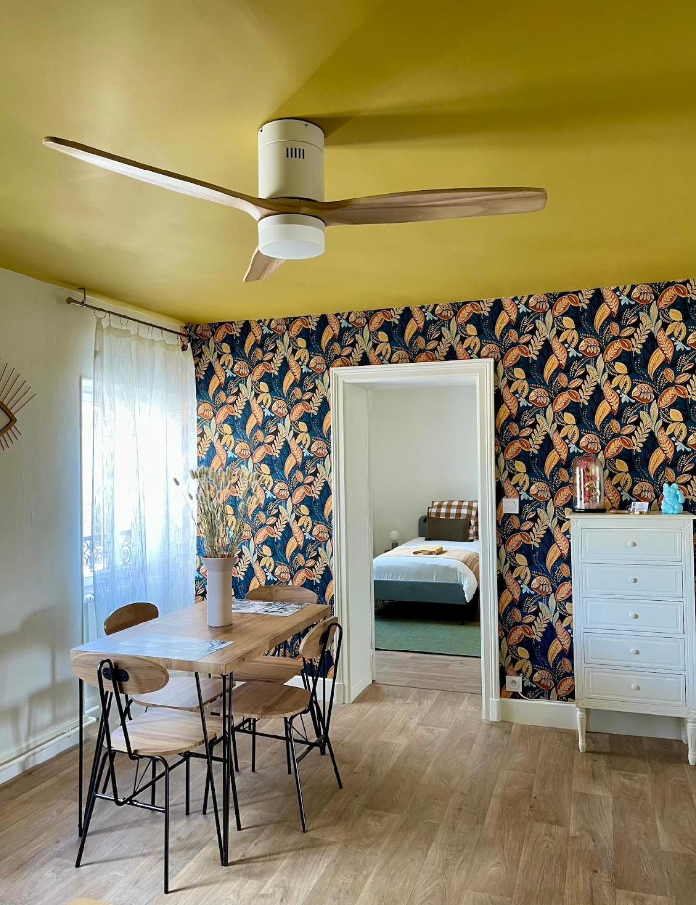 Le Moinet Fayard Apartamento Vichy Exterior foto